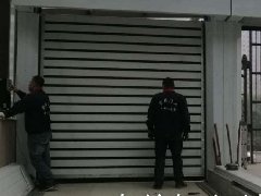 银行地库快速门案例